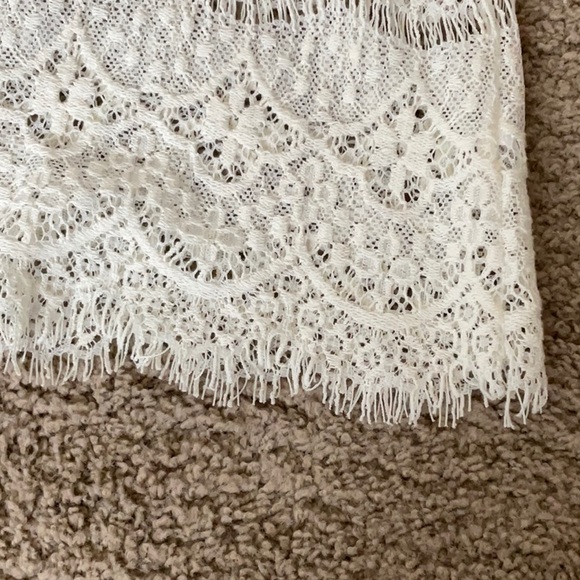 Lace t-shirt - Picture 2 of 6